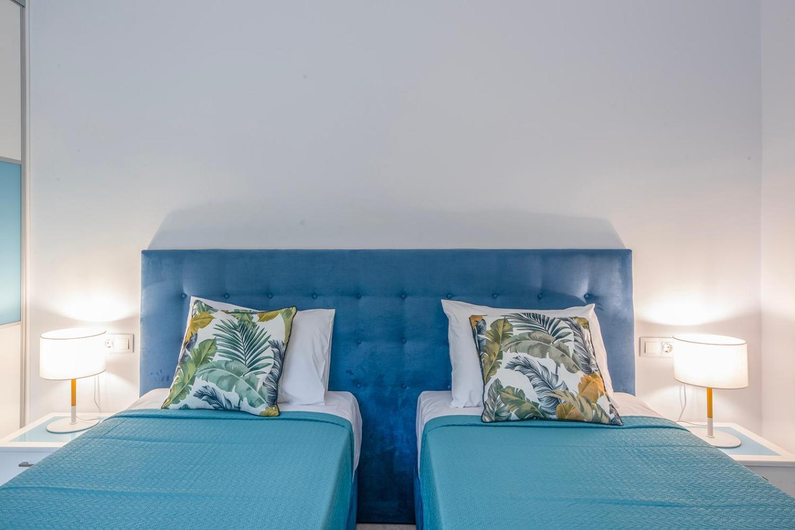 Villa Ami, Roda, Corfu: 10 Guests, Heated Pool, Private Mini Golf, Pool Table & More!! 外观 照片