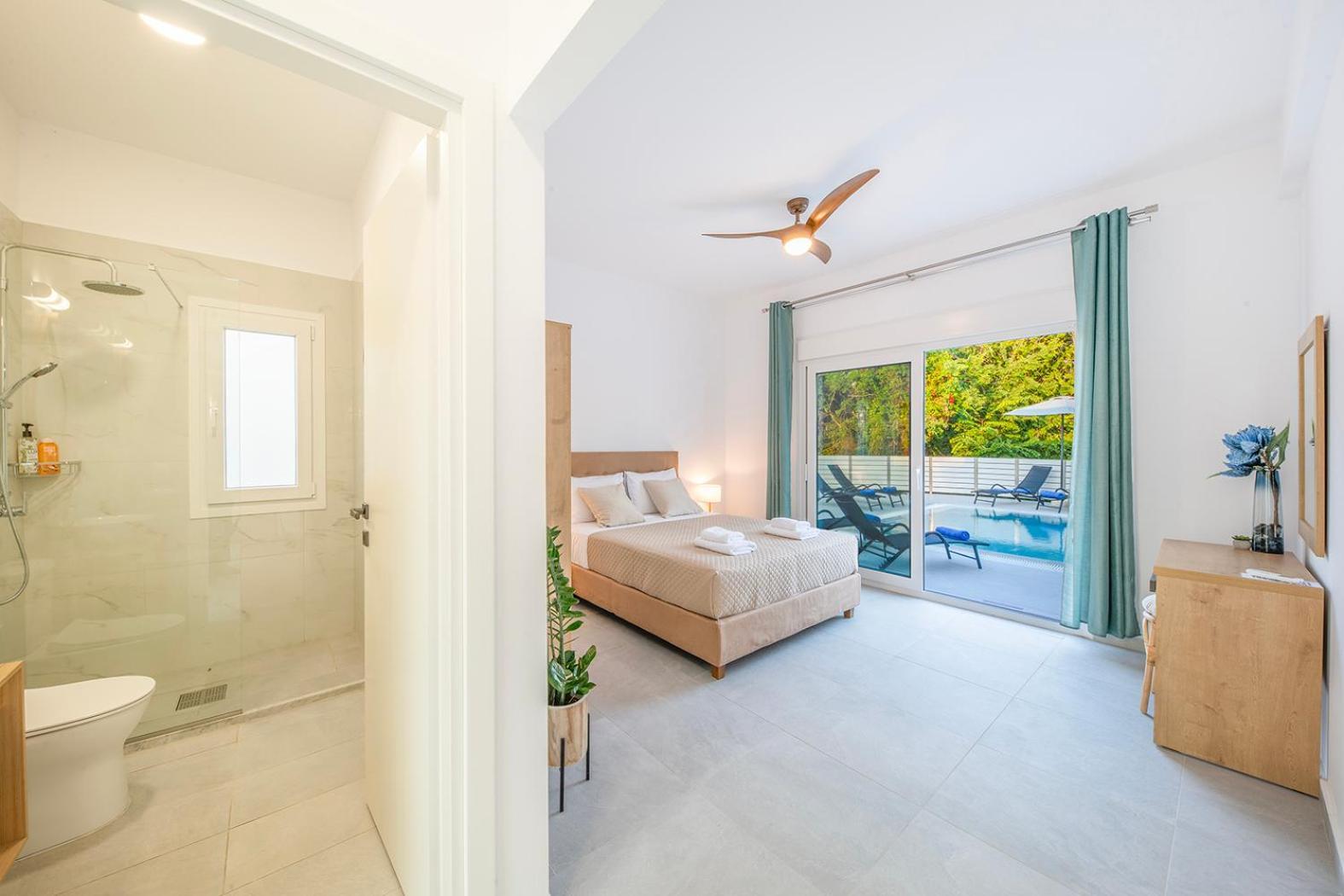Villa Ami, Roda, Corfu: 10 Guests, Heated Pool, Private Mini Golf, Pool Table & More!! 外观 照片
