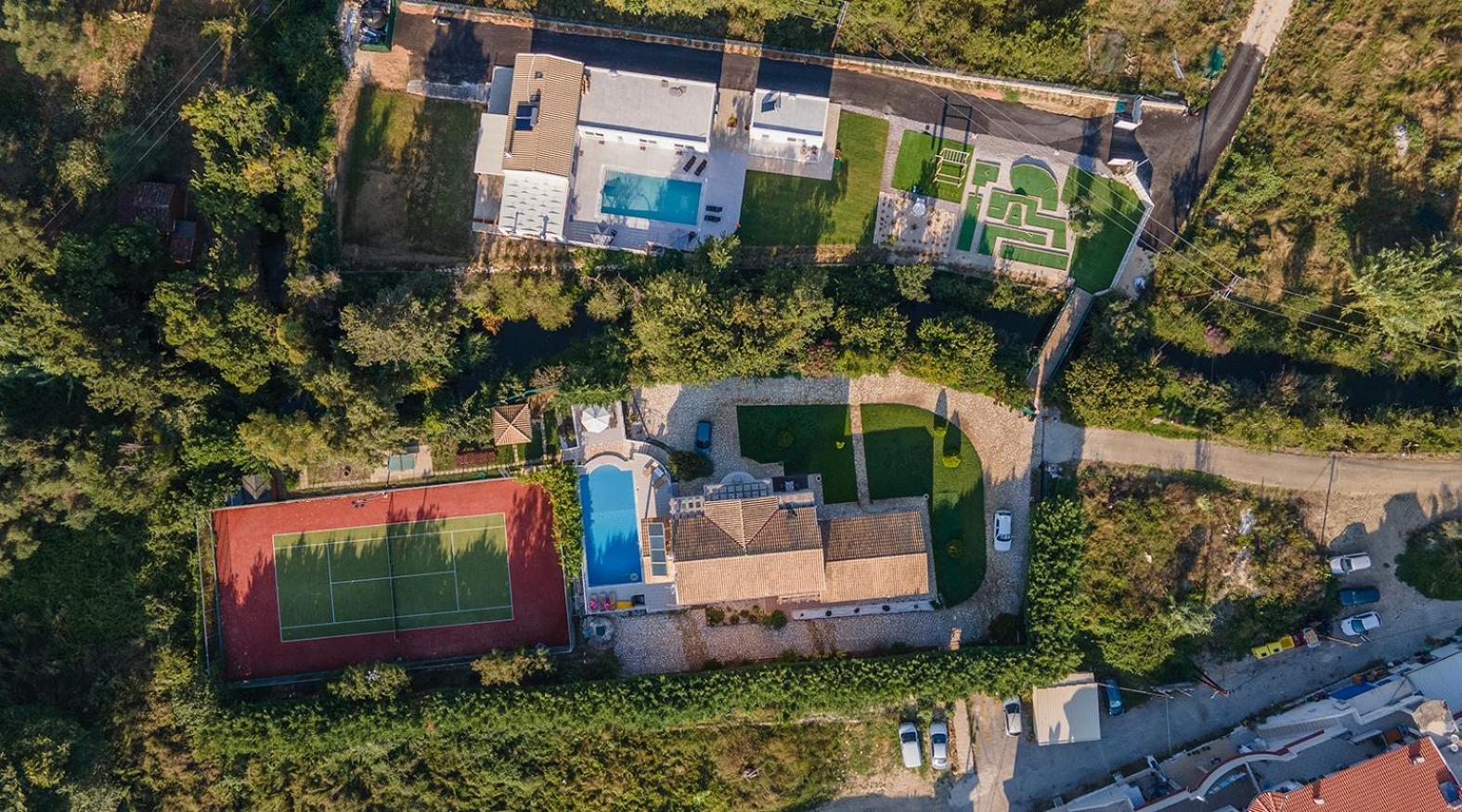 Villa Ami, Roda, Corfu: 10 Guests, Heated Pool, Private Mini Golf, Pool Table & More!! 外观 照片